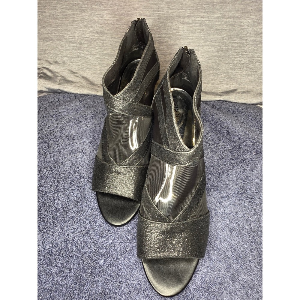 1376 Easy Street Alive Black Glitter Mesh Peep Toe Kitten Heel Booties Size 9